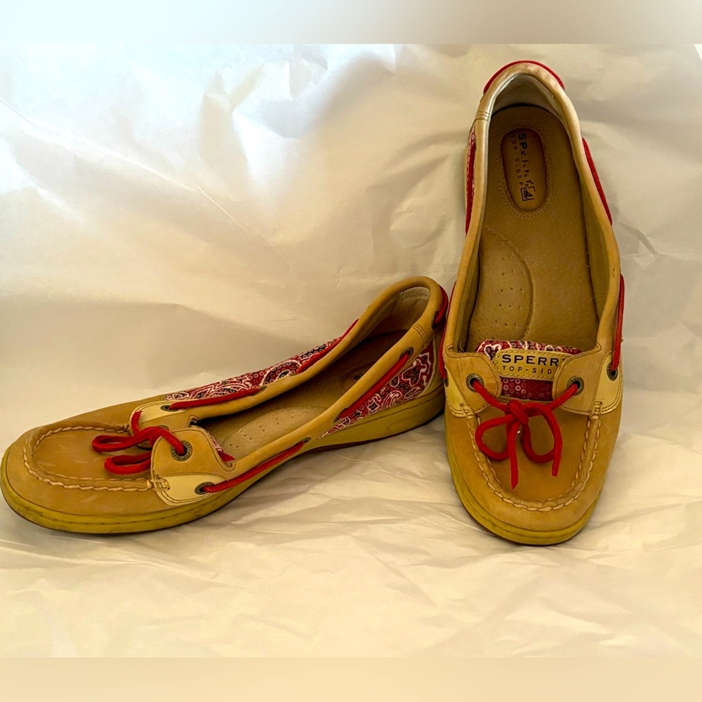 Sperry womens Top-Sider Boat Shoe Angelfish Tan Red Clear Sequins
Size 9